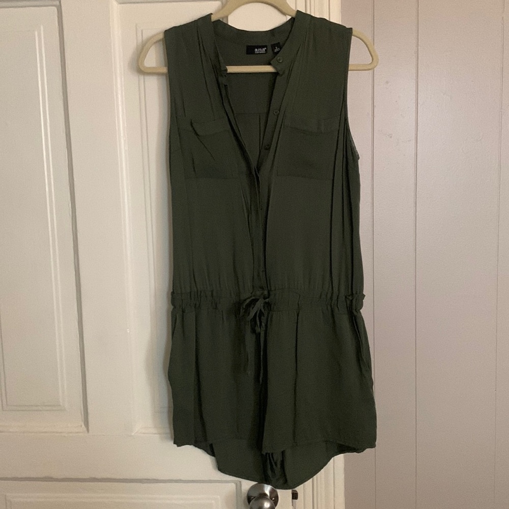 Romper, size Sm.